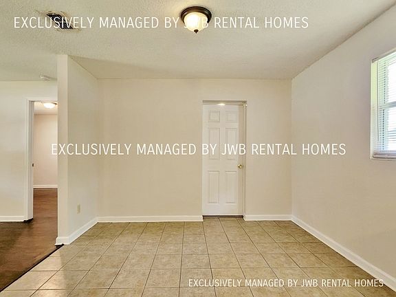 4th image of 8059 Lourdes Dr N