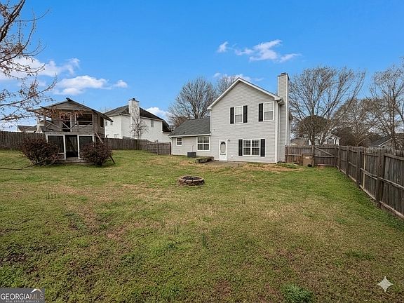 3rd image of 829 Kendall Park Dr