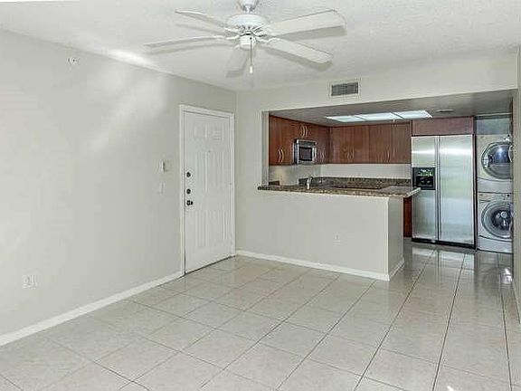 4th image of 4151 N Haverhill Road #1508