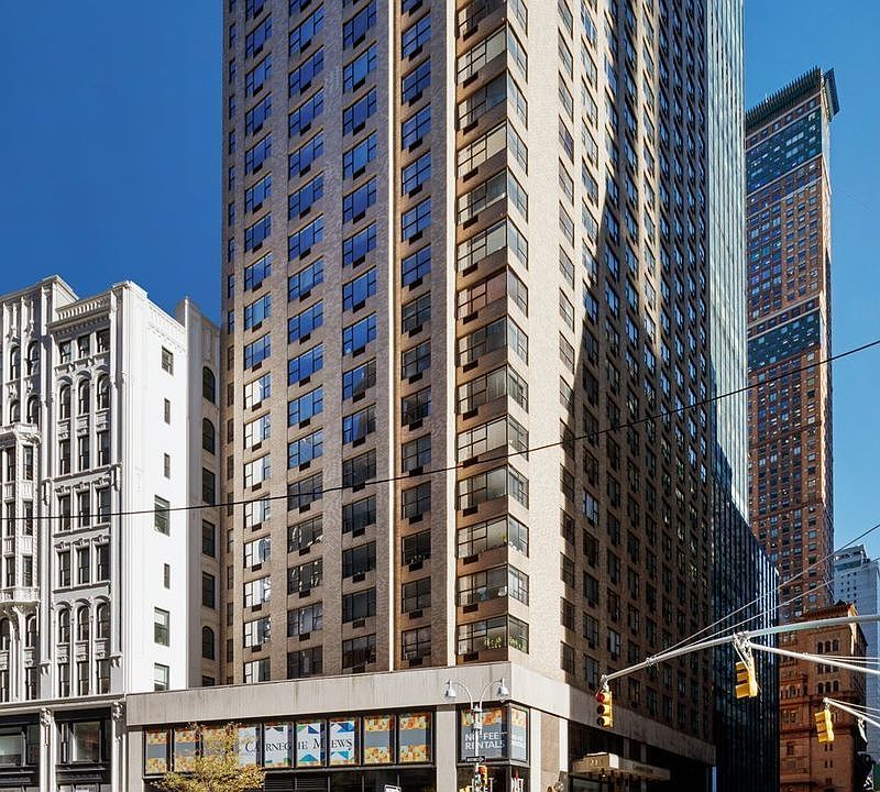 1st image of 211 W 56th St APT 3H