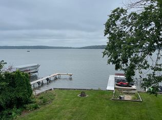 497 Park Ave #1, Pewaukee, WI 53072