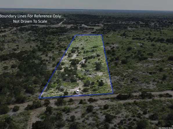 1765 COUNTY ROAD 429B LOT 122, Uvalde, TX 78801