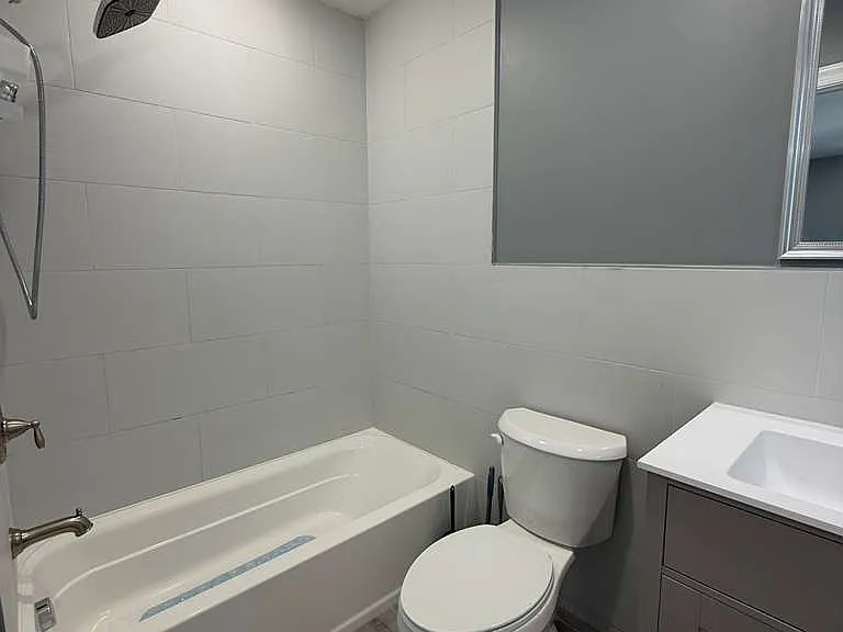 225 S 9th St #2A — Photo 12
