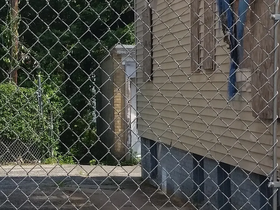 Building Photo 3