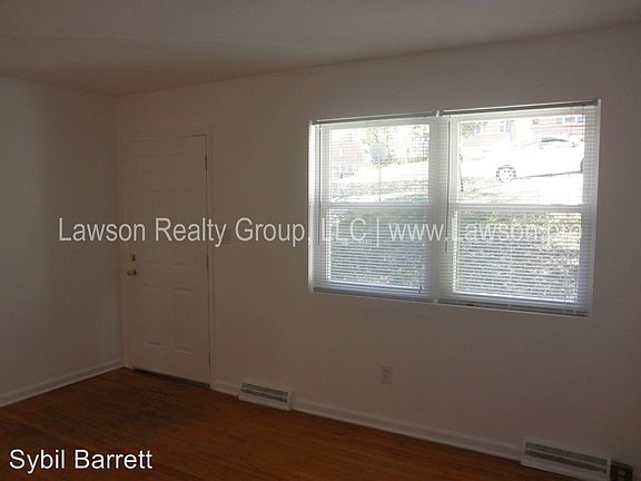 3rd image of 640 Tarpley Ln
