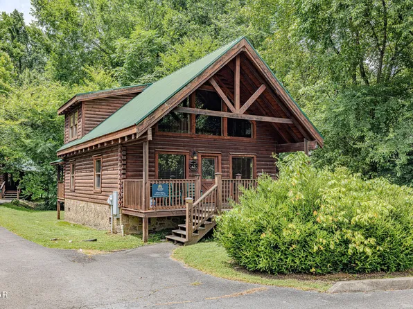 563 Blackberry Ridge Way, Pigeon Forge, TN 37863