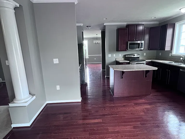 607 Hayfield St — Photo 32