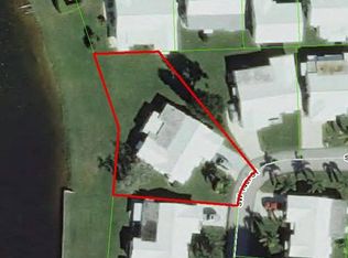 105 SW 14th St, Boynton Beach, FL 33426