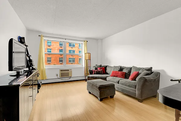 Rented by Century 21 Milestone Realty | media 13