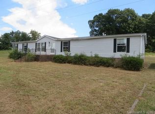 1172 Lynn Ln, Catawba, NC 28609
