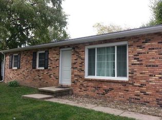 2705 Dale Dr, Champaign, IL 61821