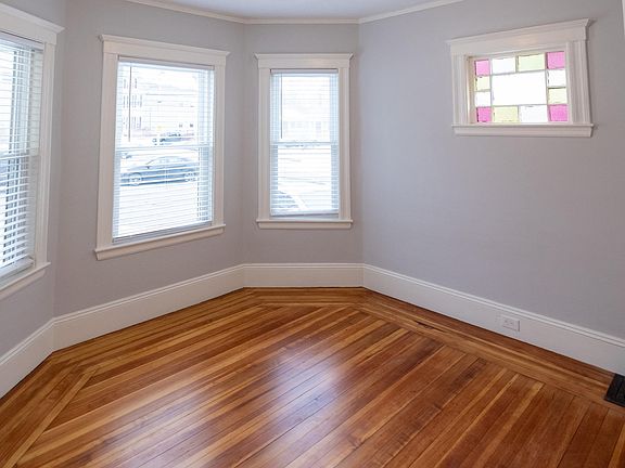 3rd image of 111 Chadwick St #1