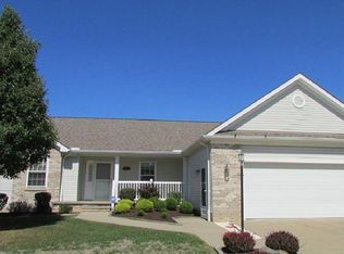 511 Harvest Ln, Seven Hills, OH 44131