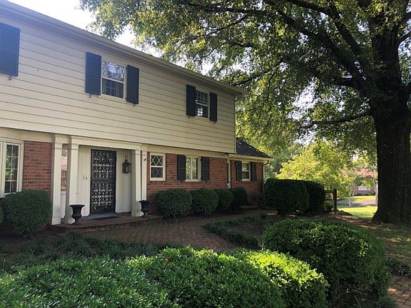 5th image of 1212 Pickwick Ln