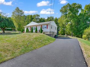 52 Balfour Dr, Wappingers Falls, NY 12590
