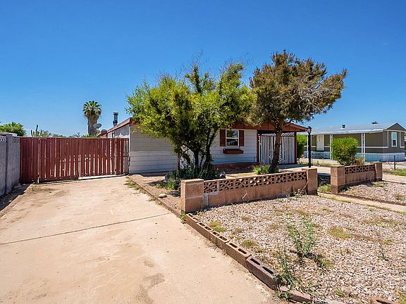3rd image of 9321 E Pueblo Ave