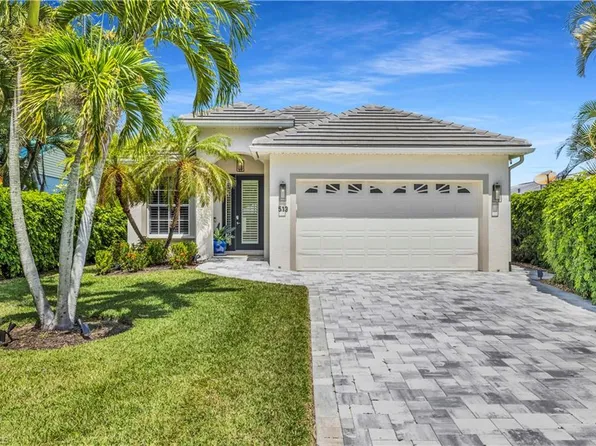 513 96th Ave N, Naples, FL 34108