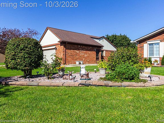 3rd image of 3025 Elphin Dr