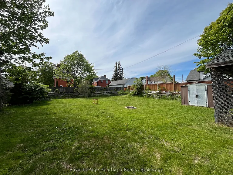 130A South St S — Photo 8
