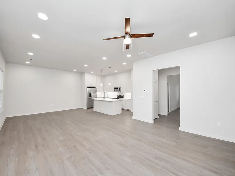 7411 Leighton Meadow Ln — Photo 18