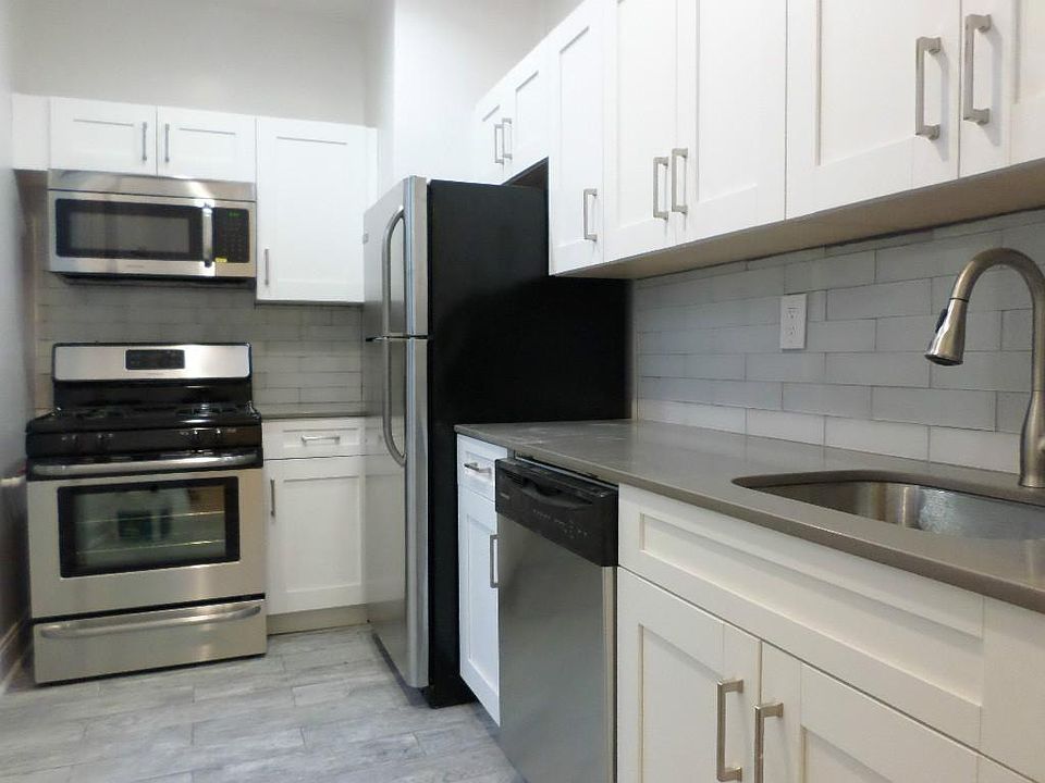 1st image of 3149 29th St APT B7