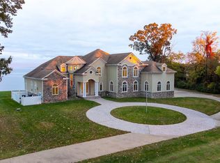 116 Kettle Bottom Dr, Colonial Beach, VA 22443