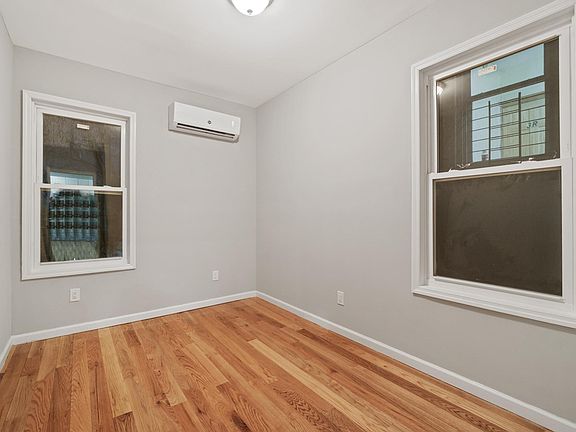 5th image of 254 Quincy Ave #B