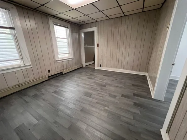 516 Sussex St Floor 2, Harrison, NJ 07029