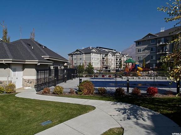 5th image of 1245 E Privet Dr Unit 3-102