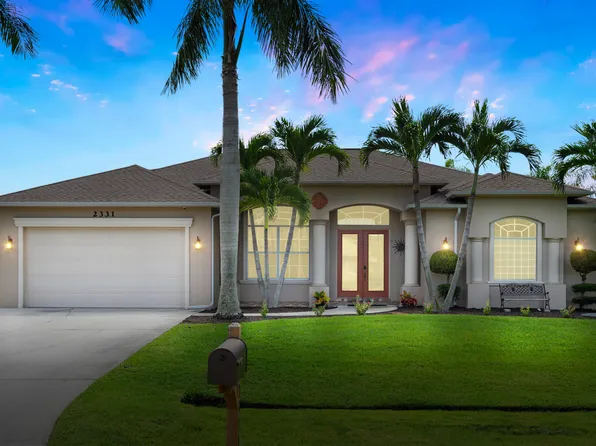 2331 SE Heathwood Circle, Port St Lucie, FL 34952