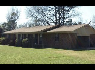 945 N Apple St, Perryville, AR 72126