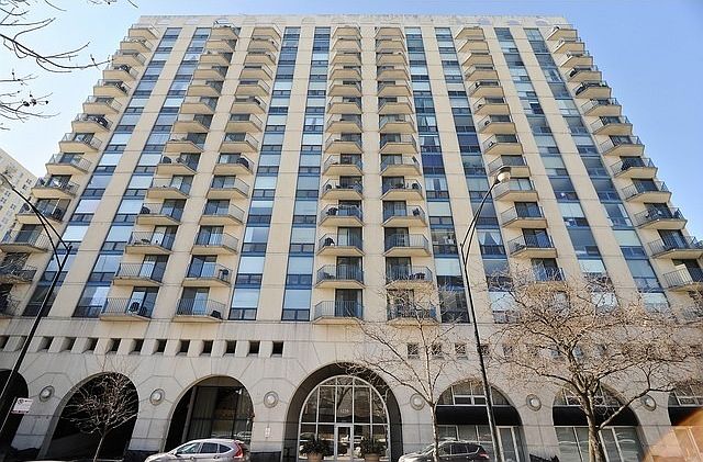 1st image of 1250 N La Salle Dr APT 504