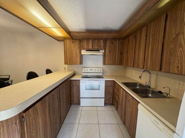 2950 SW 22nd Cir #4A