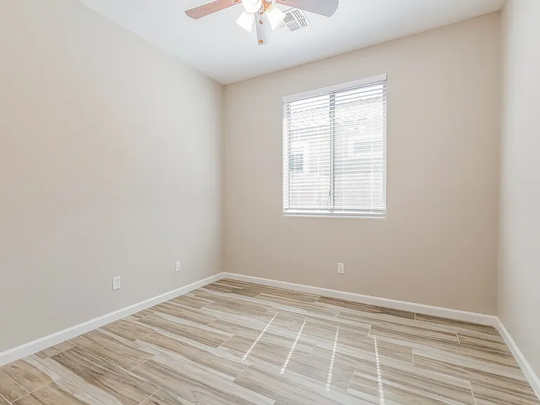3049 S Sailors Way — Photo 16