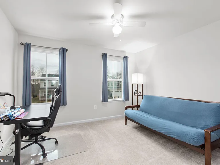 6427 Hawkeye Dr — Photo 24