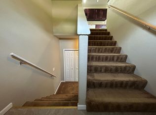 319-321 N Saunders St, Maryville, MO 64468