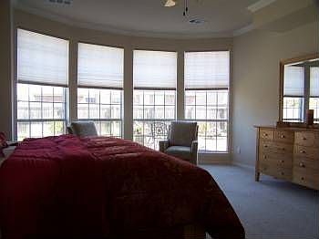 4th image of 4001 Gladney Ln