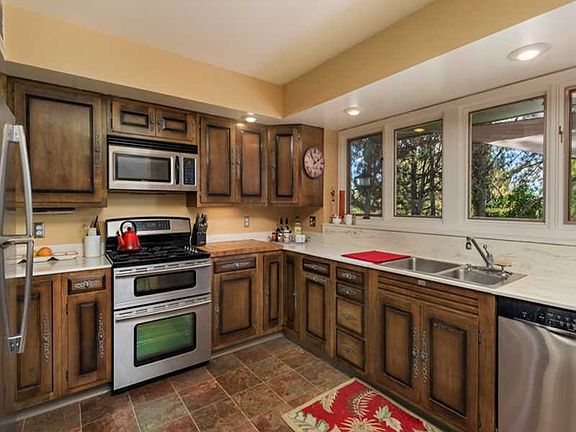5th image of 2445 Teton Ave
