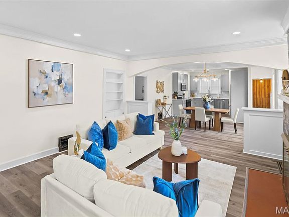 4th image of 3313 Roland Ave