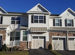 33 Autumn Ln, Skillman, NJ 08558