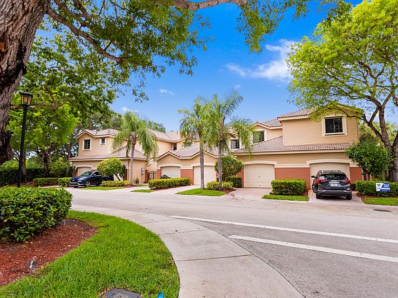 5th image of 3915 Vista Grove Lane
