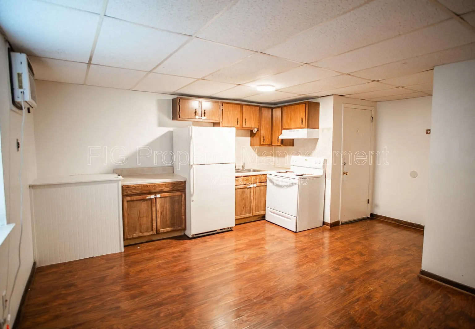 1 bed, 1.0 bath, $700 — Photo 2