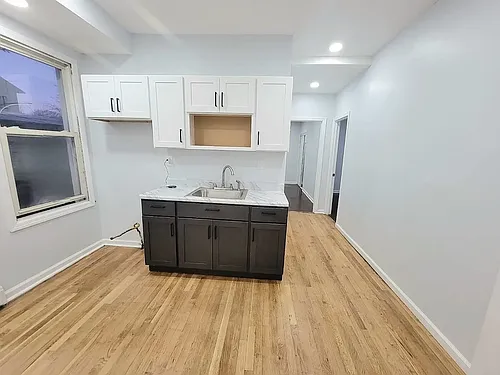 11-10 Rodwell Ave #1 Photo 1