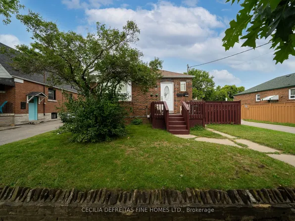 12 Boyd Ave #Basement, Toronto, ON M9N 2C7