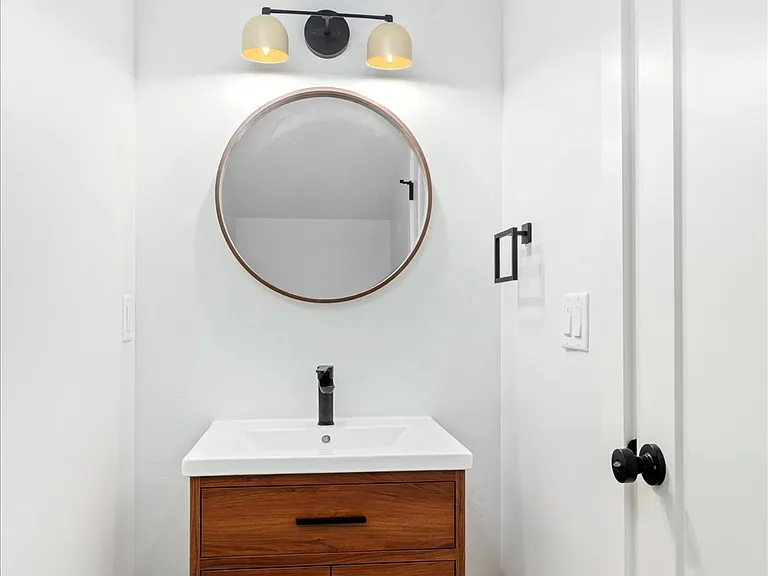 107 Confluence Rd #1 — Photo 12