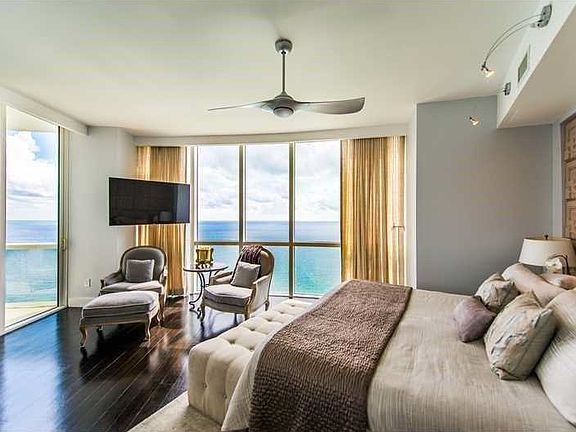5th image of 18101 Collins Ave APT 3709