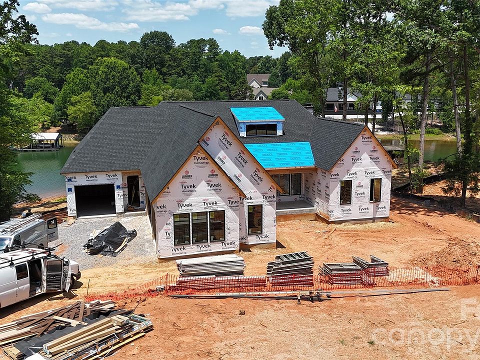 1st image of 505 Kemp Rd