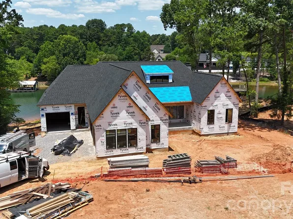505 Kemp Rd, Mooresville, NC 28117