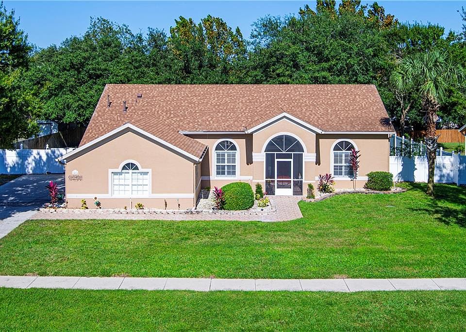 1st image of 14024 Greater Pines Blvd