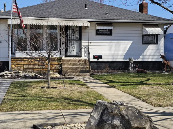 5519 Reading Ave, East Chicago, IN 46312